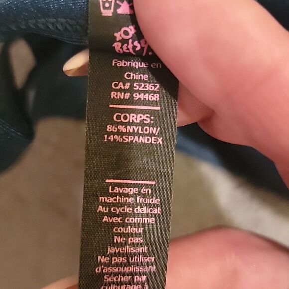 Betsey Johnson green workout top sz L - Picture 6 of 7